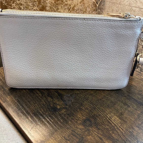 Coach Cream Leather Wristlet with Bow Accent - Picture 7 of 11